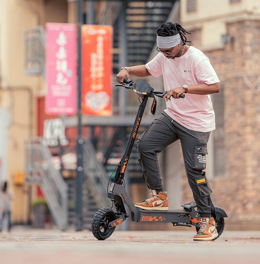 G2 Electric Scooter | 720WH Power | 48V 15Ah Battery